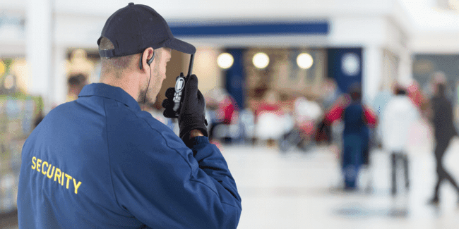 Faites appel à des agents de sécurité pour protéger votre magasin