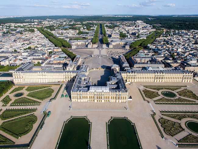  Versailles